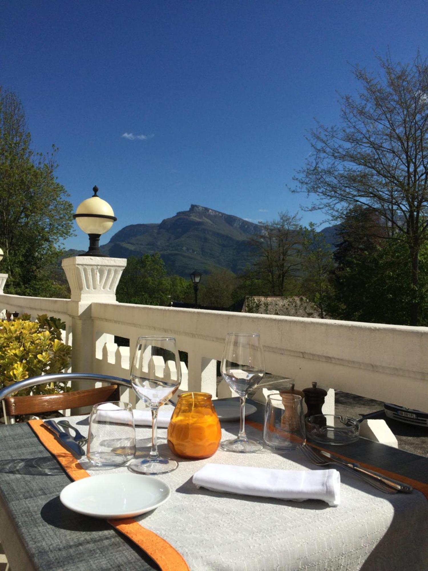Hotel Spa & Restaurant O Pervenches Chambéry Eksteriør bilde